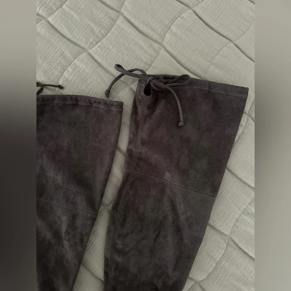 Boutique Over‎ the Knee Boots